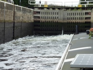 Rising in Cromwell Lock